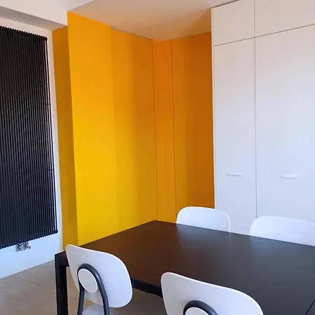 شقة Nuovo Quadrilocale Con Aria Condizionata, - Se112