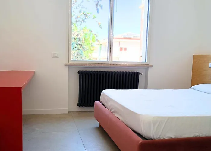 Apartment Nuovo Quadrilocale Con Aria Condizionata, - Se112