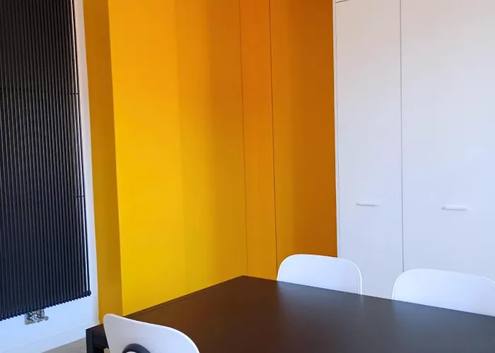 Apartment Nuovo Quadrilocale Con Aria Condizionata, - Se112